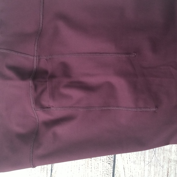 New Gap High Compression Leggings - Picture 8 of 9